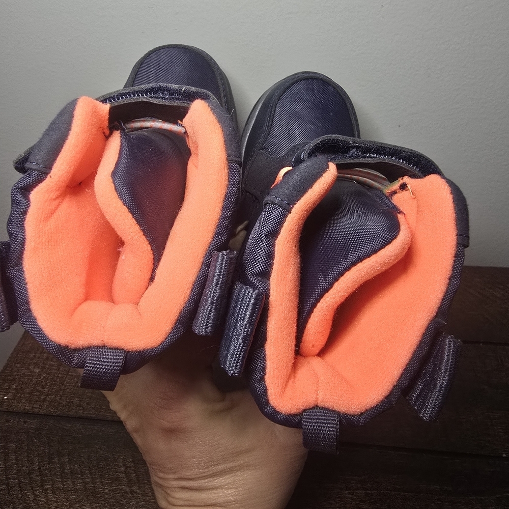 TODDLER BOY'S CARTER'S NAVY SNOW BOOTS 8 SHOES - Picture 7 of 10